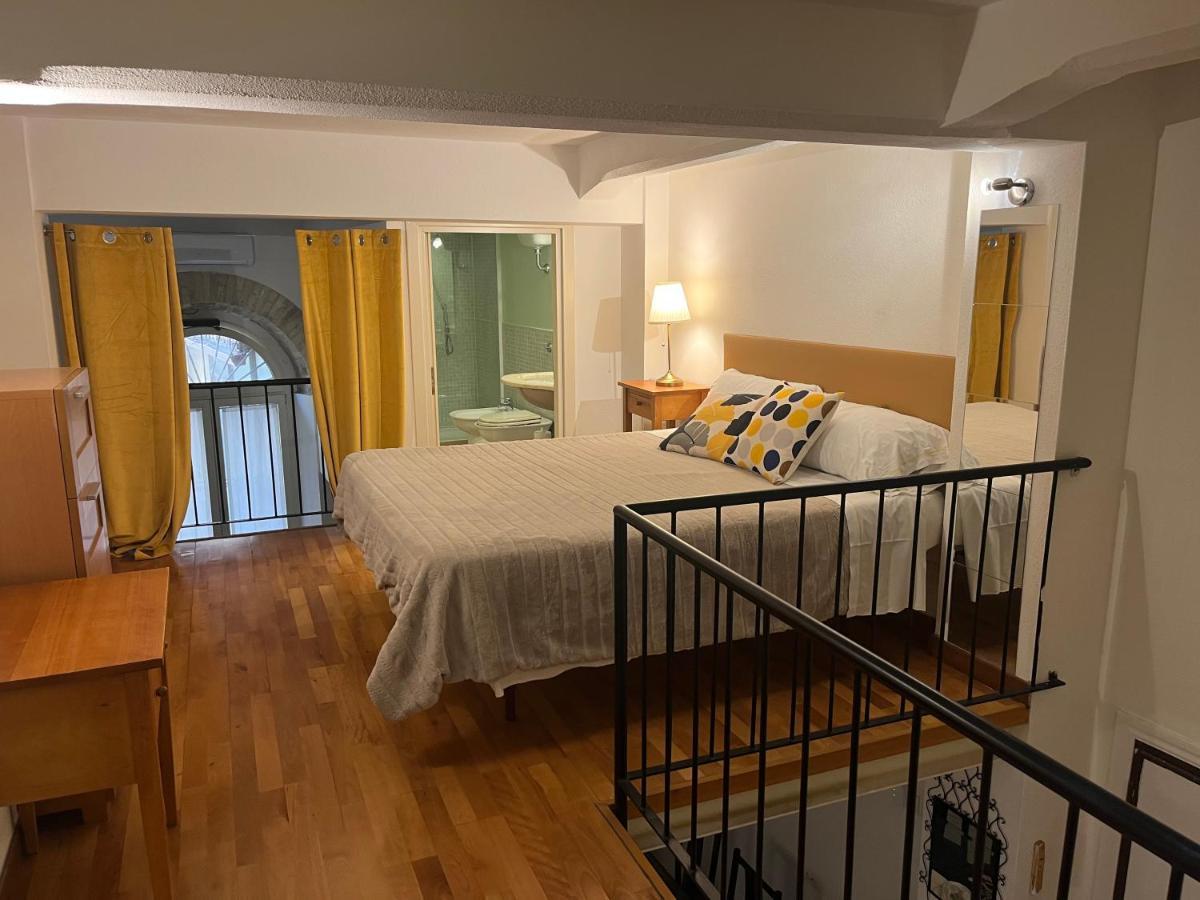 Casa Vacanza Al Bastione Di Saint Remy Apartment กาญารี ภายนอก รูปภาพ
